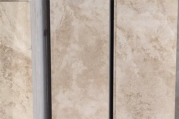 نمونه ای از سنگ نما تراورتن